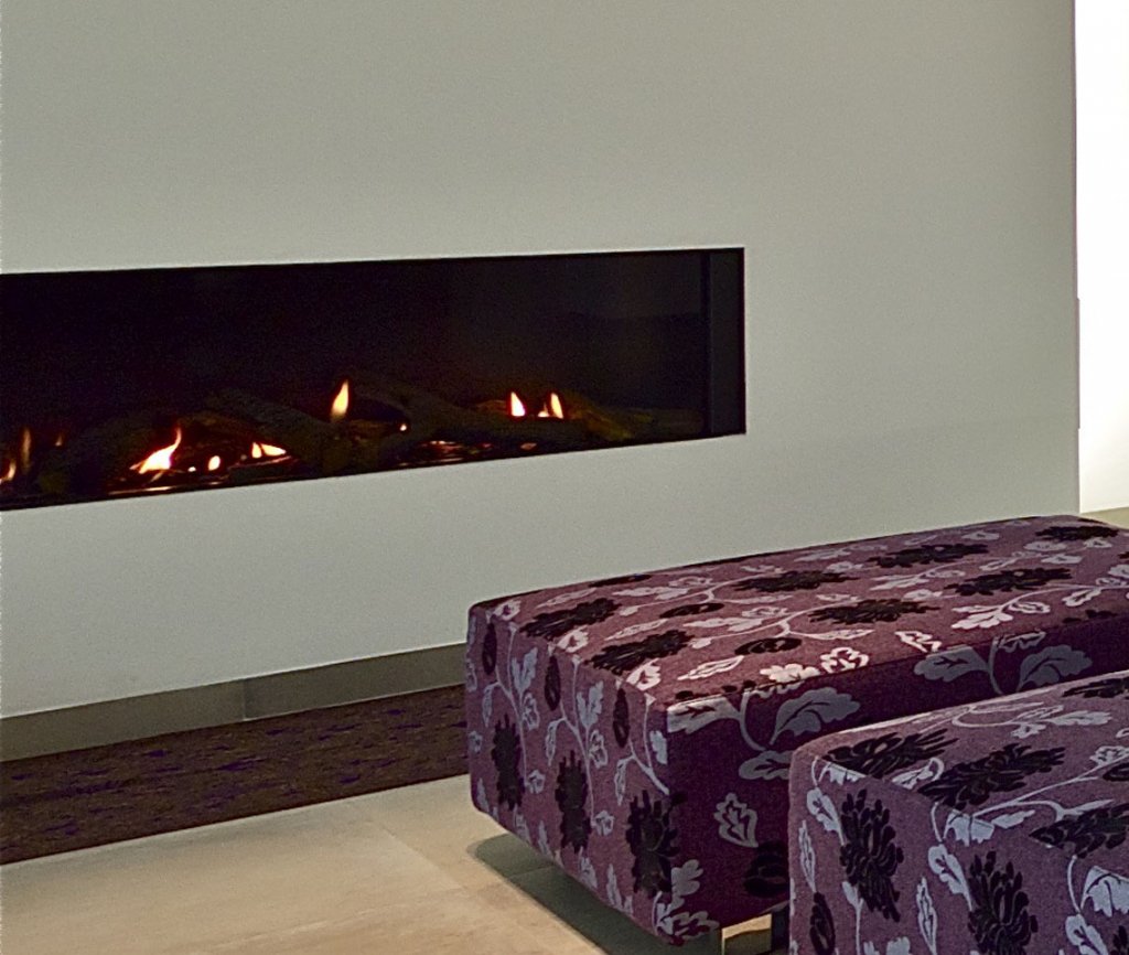 Contemporary fireplaces (4)