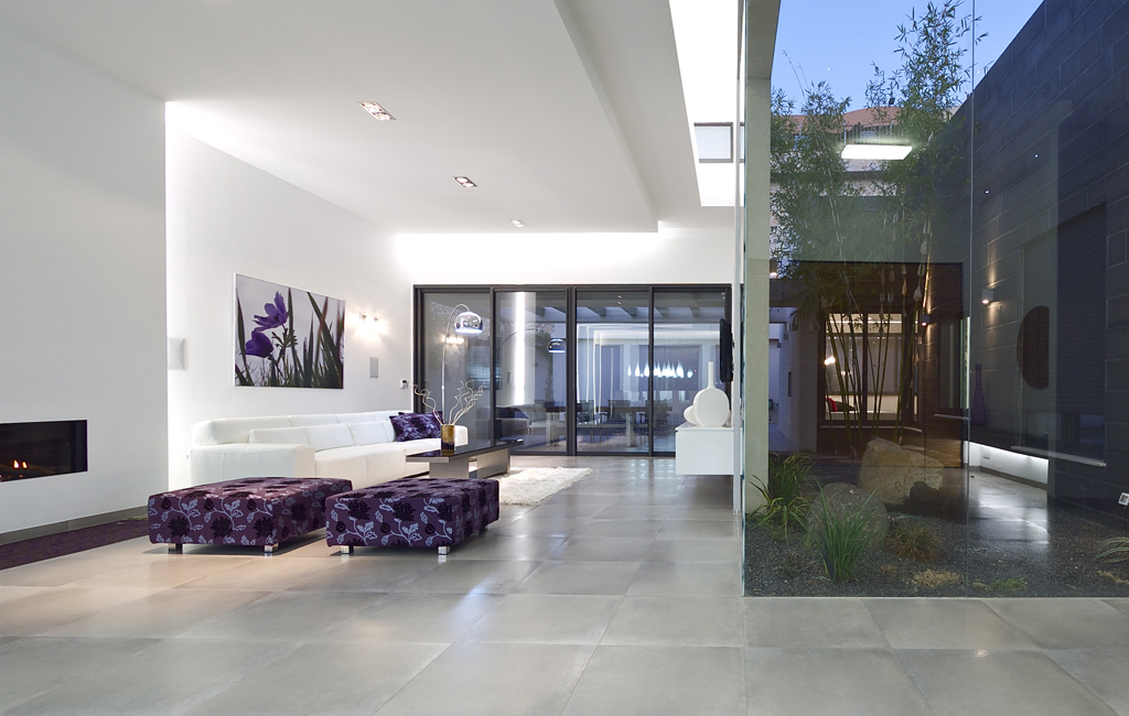 Architect and interior designer (1)